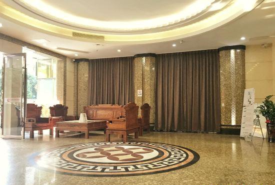 Ruijing Hotel (Dongguan Qifeng Park Subway Station)