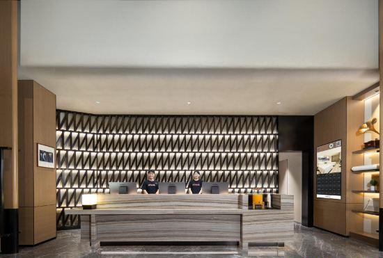 Atour Hotel Huangjiang Xingguang Road Dongguan