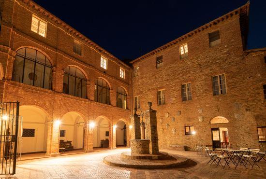 Гостиница Borgo San Lorenzo a Linari