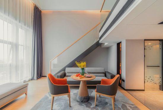 Гостиница Tongling Tianjing Lake Jinling Jialong Hotel