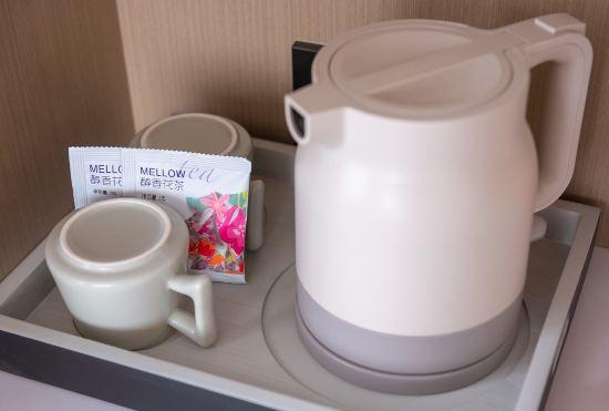 ECHIC Hotel (Guigangke World High Speed Rail Station Store)