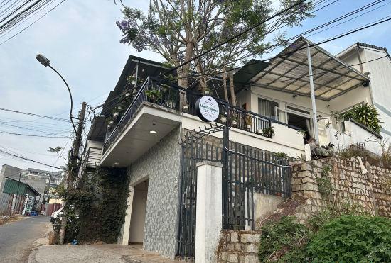 Hotel OYO 1235 Linh's House