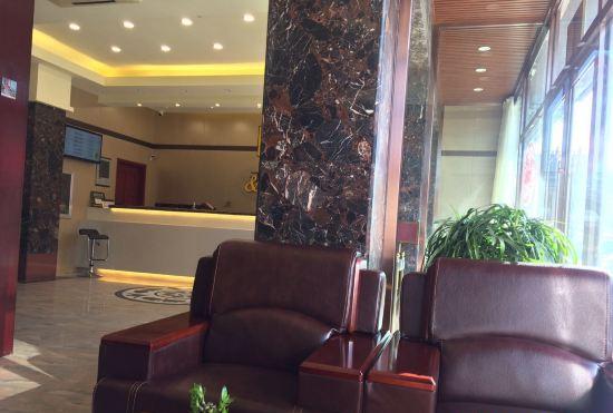 Super8 dalian xian road hotel