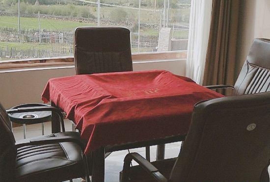 Гостиница GreenTree Inn (Basu Ranwu Lake Scenic Area)