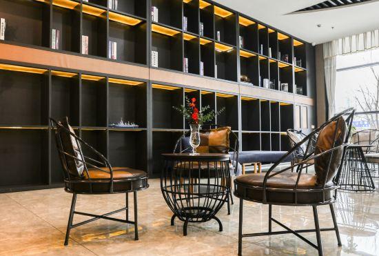 Гостиница Davos Hotel (Taiyuan Xiaodian Expressway Exit Electronic West Street Metro)