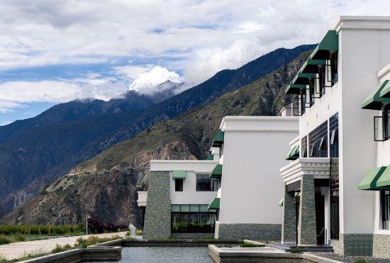 Hotel Zichen Read Merry Ice Wine Estate