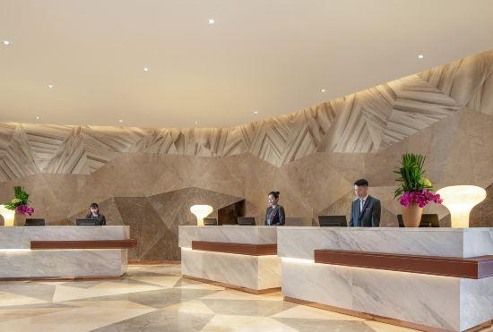 Hotel Crowne Plaza Dalian Sports Center(Dalian North Railway Station)