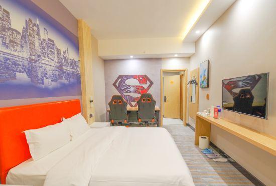 Гостиница Xinzheng Qianxiang Hotel (Shengda College Baoxiangsi Pedestrian Street)