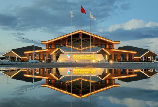 Гостиница China Aihui International automobile camp