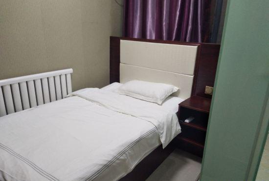 Гостиница Yongcheng Tianze Business Hotel