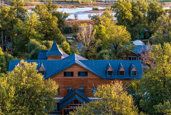 Гостиница Nalati Bairui Linyin Hotel