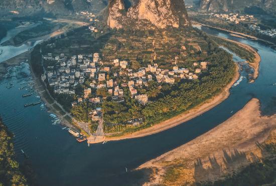 Xianyunju Resort Hotel (Yangshuo 20 yuan Scenic Area Branch)