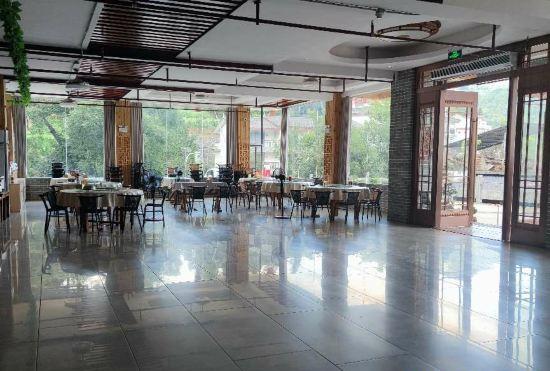 Hotel Yangshuo Xianggong Mountain Villa (Xianggong Mountain Scenic Area Store)