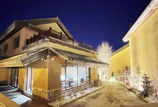 Huansen Guanluo Hotel, North Slope Distribution Center of Changbai Mountain
