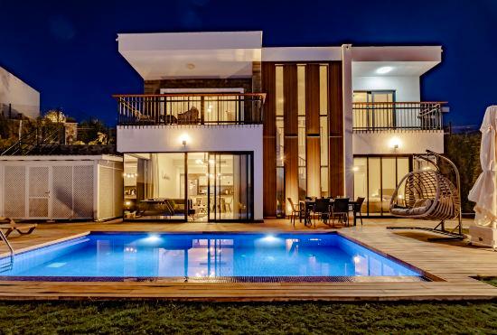 Hotel Farilya Villas by Important Group Travel