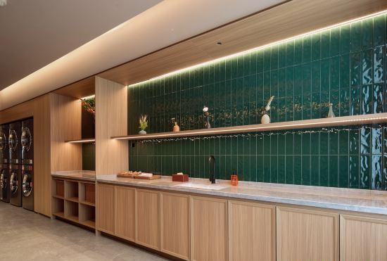 Гостиница Orange Hotel (Xining Railway Station Qiyi Road Branch)