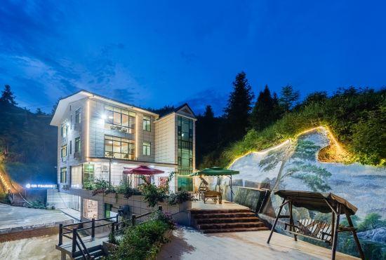 Гостиница Floral · Yongding Tulou Busheshan Yin B&B
