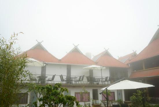 Гостиница Longba Manor