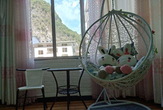 Hotel Honey Peach Theme Inn (Yangshuo West Street)