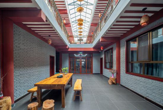 Гостиница Dunhuang Hu Yang Inn