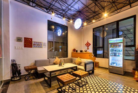 Hotel Be Youth Villa